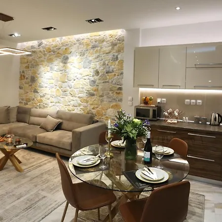 La Larissa Luxury Apartments Stelve מראה חיצוני תמונה
